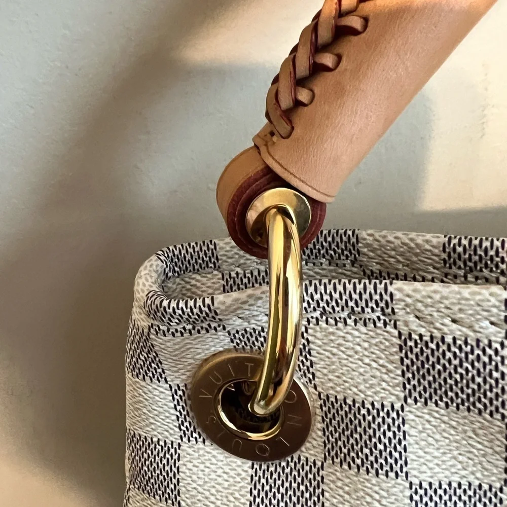 Louis Vuitton Damier Azure Artzy MM